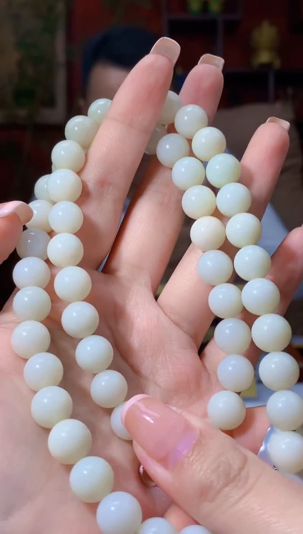 定制和田玉定制和田玉链接ZYW041