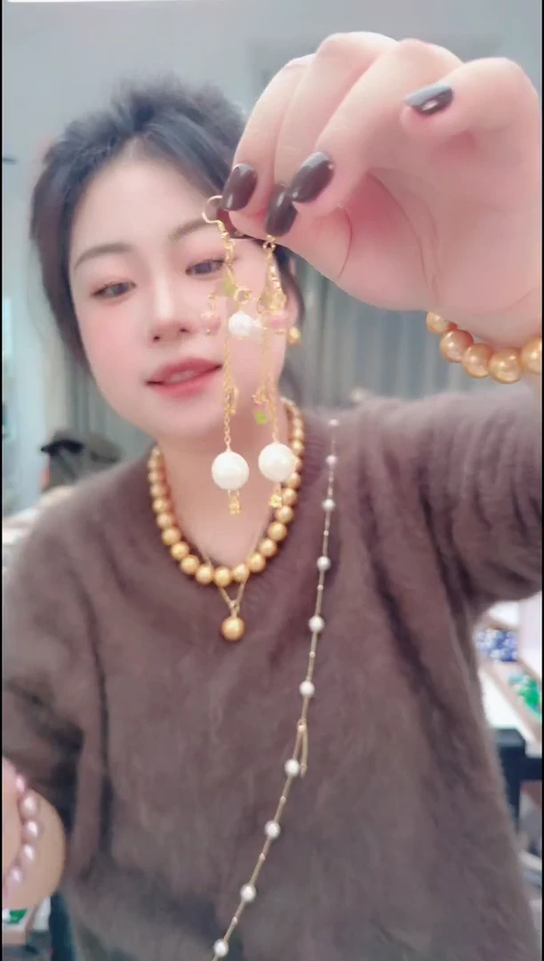 颈饰未镶嵌淡水珍珠0409耳坠