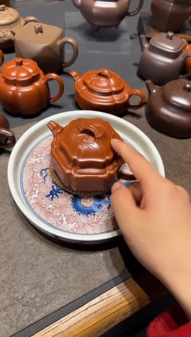 【闪购商品】紫砂茶壶六方海棠双线竹鼓