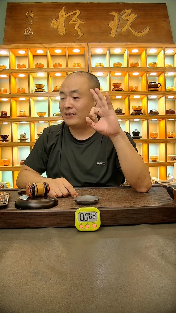 茶盏潇*545.。。。。。