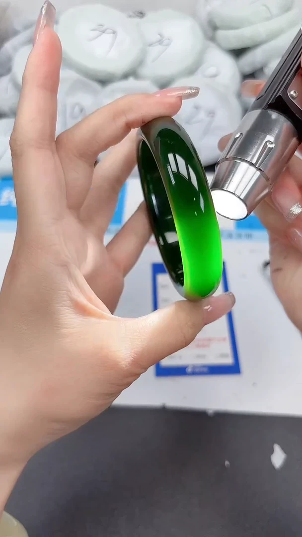 未镶嵌手镯石英质玉387/5860