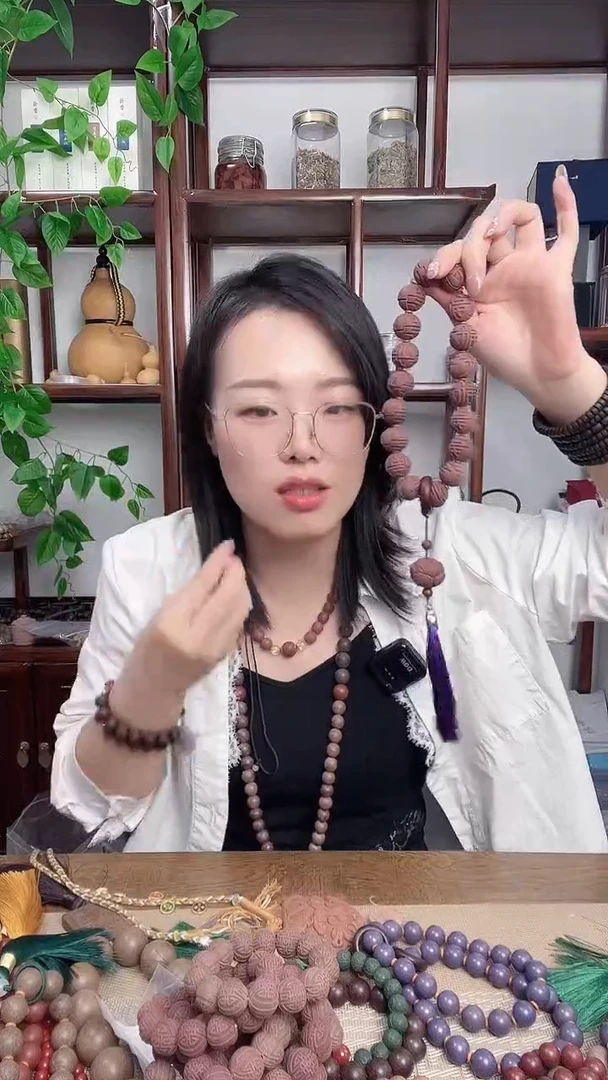 泥塑大四合的福字手持