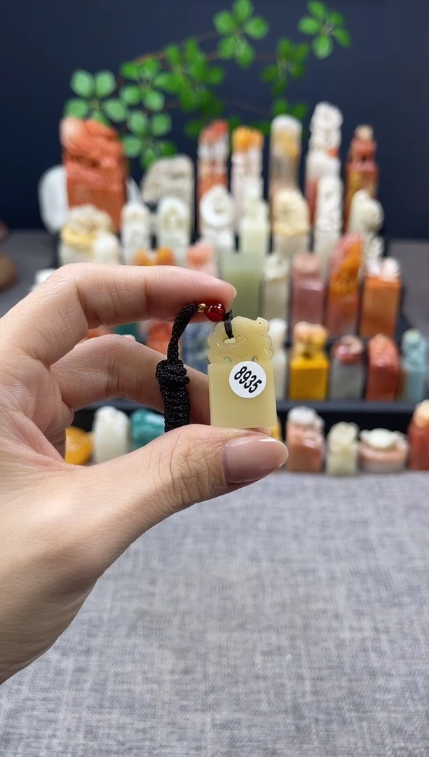 【闪购商品】昌化石印石8935