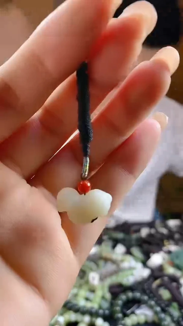 和田玉未镶嵌颈饰多样性发货，拍一发一