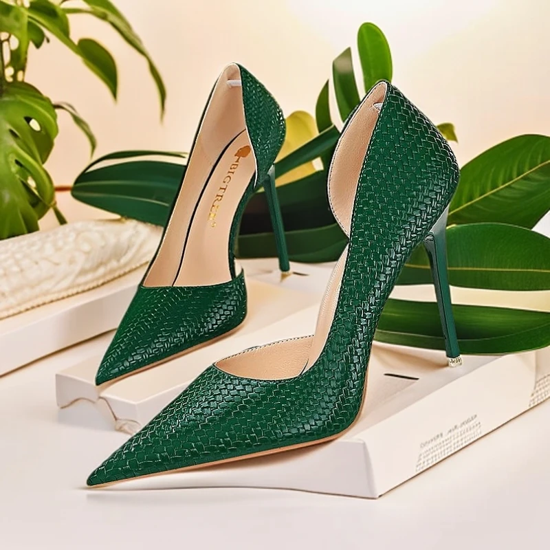 Rose专属镂空尖头高跟浅口细跟修面皮单鞋气质百搭性感法式防水红