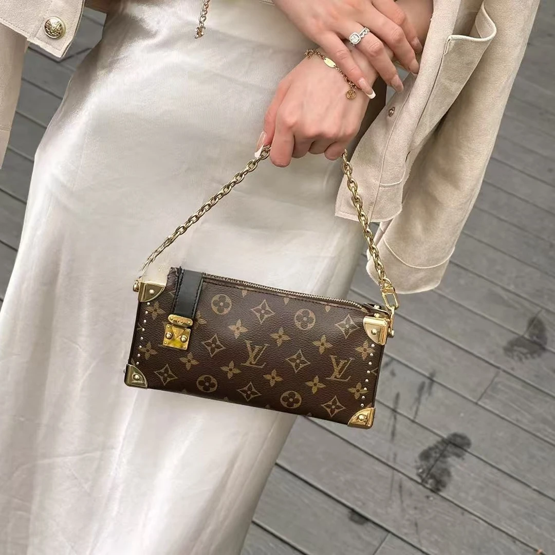 95新 LouisVuitton/路易威登 /单肩包/6579 菲菲