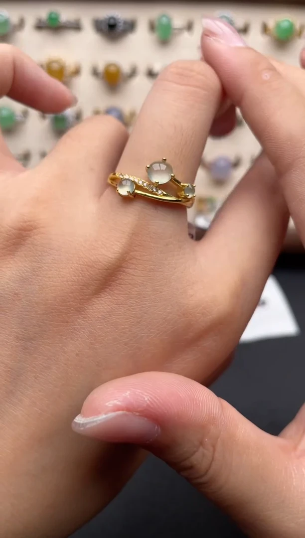 银S925镶嵌戒指翡翠一物一证一礼盒