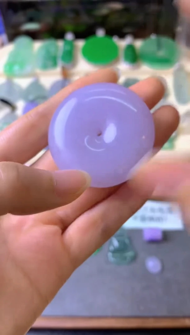 未镶嵌定制翡翠氧*气毛货抛光