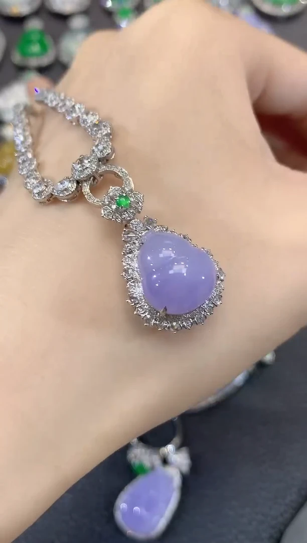 吊坠(不含链)18K金镶嵌翡翠A54