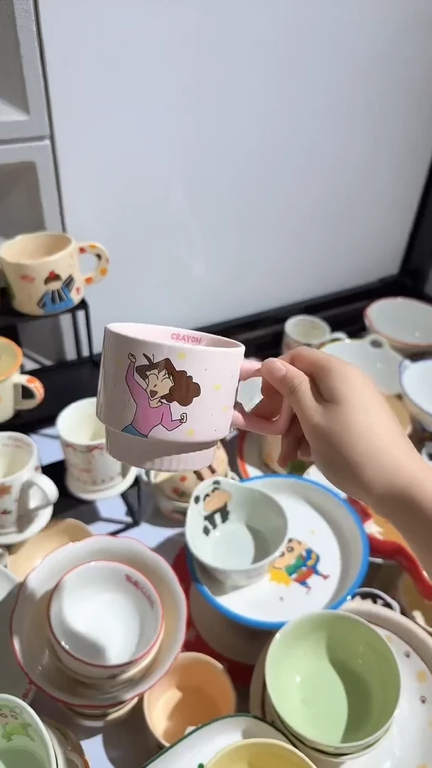 陶瓷摩登主妇蜡笔小新美呀马克杯