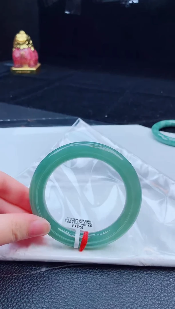 翡翠手镯未镶嵌缅甸天然翡翠A货手镯