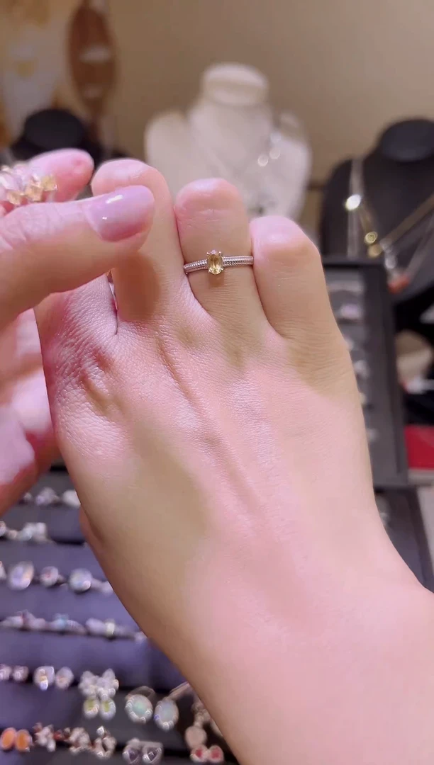 黄晶戒指银S925镶嵌S925黄水晶开口戒