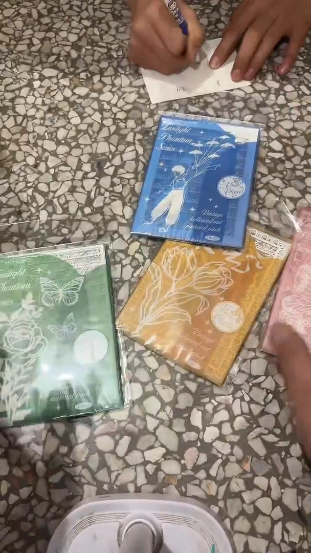 8-34  镂空素材4包