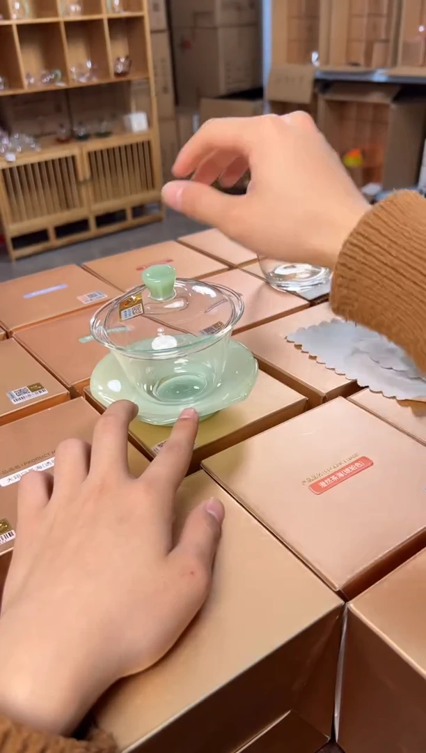 【闪购商品】禾器荷叶盖碗浅玉色 金标