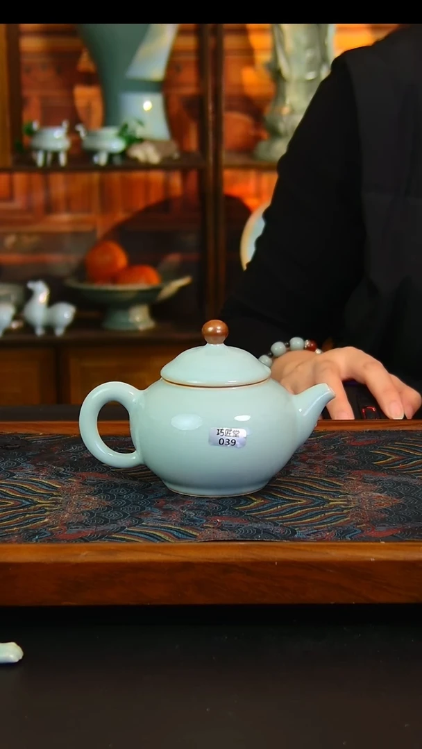 瓷片不开片官帽壶，不完美