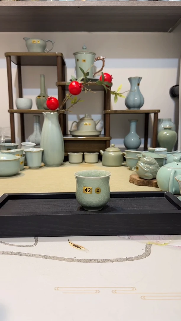 杯子43美人杯 豆绿釉一级精品 主人杯闻香杯*