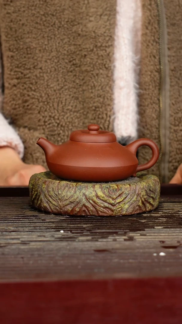 宜兴原矿紫砂壶茶壶宜兴原矿紫砂壶茶壶200C