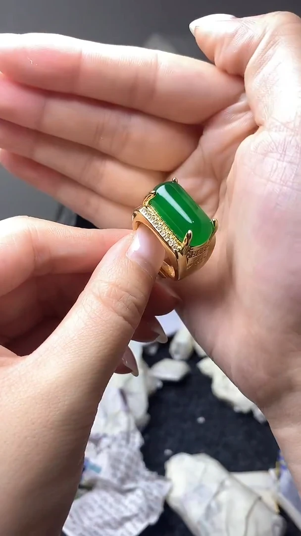 满色吊坠 所见即所得！