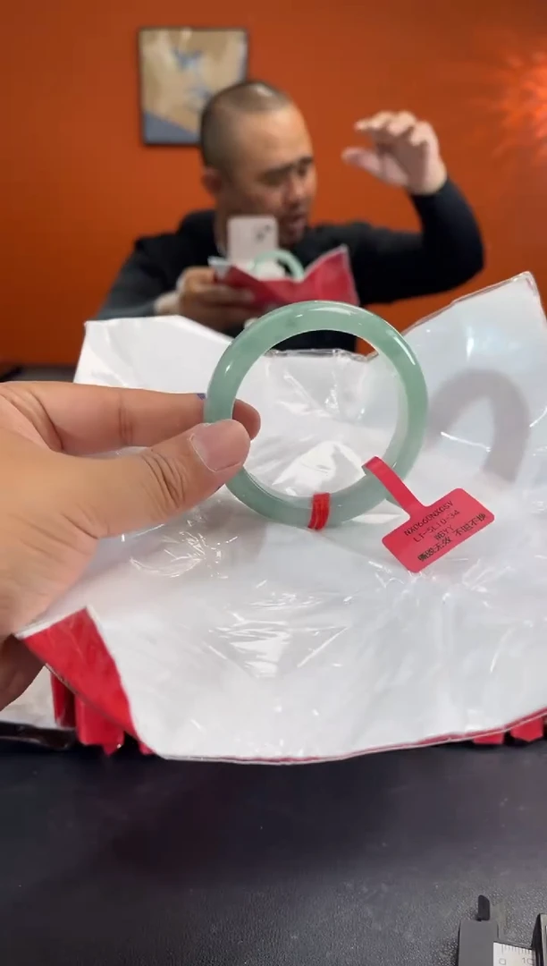 未镶嵌手镯翡翠2   54