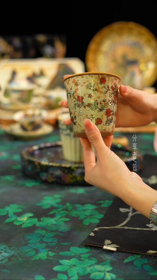 【闪购商品】青色·············彩