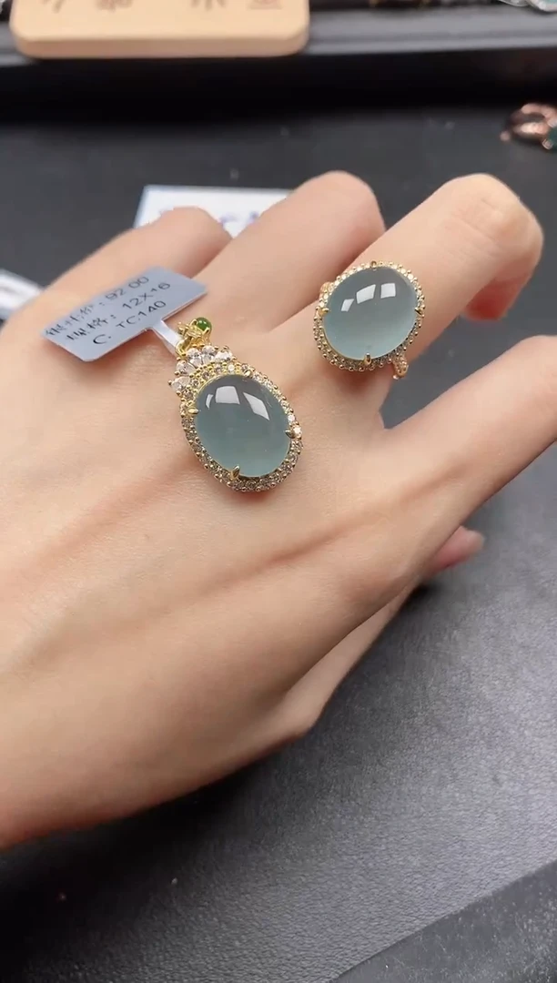 翡翠戒指银S925镶嵌51511