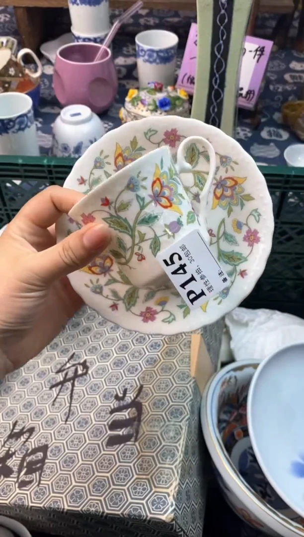 瓷片[○･｀Д´･ ○][○･｀Д´･ ○]