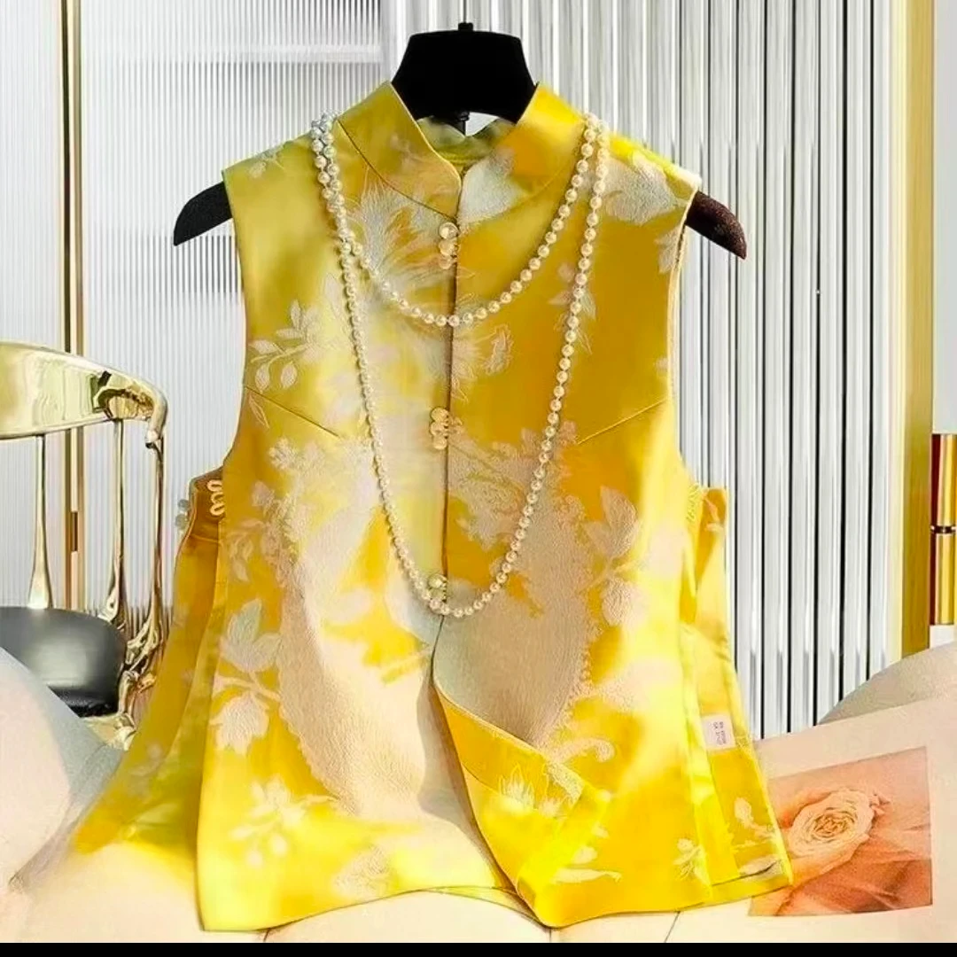 新中式马甲新款设计感小众百搭显瘦唐装国风锦缎刺绣宽松女马夹