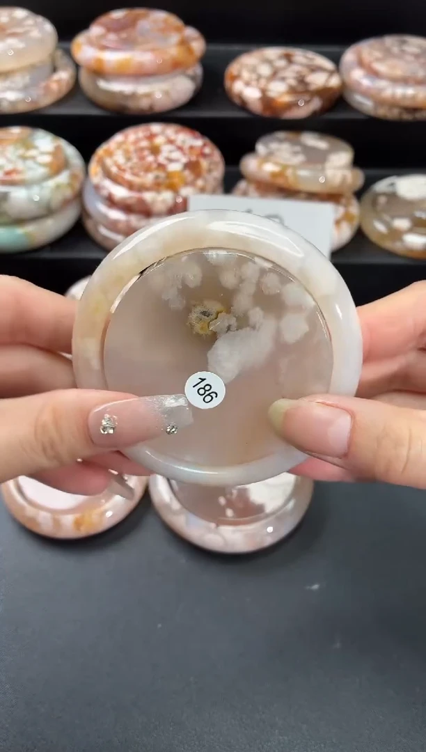 手镯玛瑙/玉髓未镶嵌石英质玉58圈(赠送镯心)圈口建议拍大