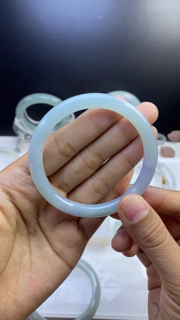 未镶嵌定制翡翠缅甸天然翡翠手镯