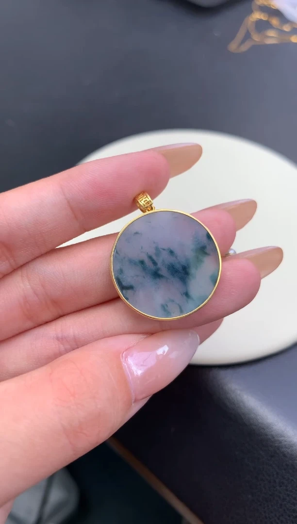 18K金镶嵌挂件翡翠48小时鉴赏期 退货不扣服务费