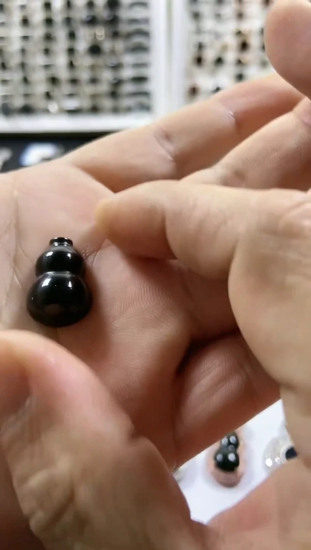 未镶嵌裸石翡翠葫芦