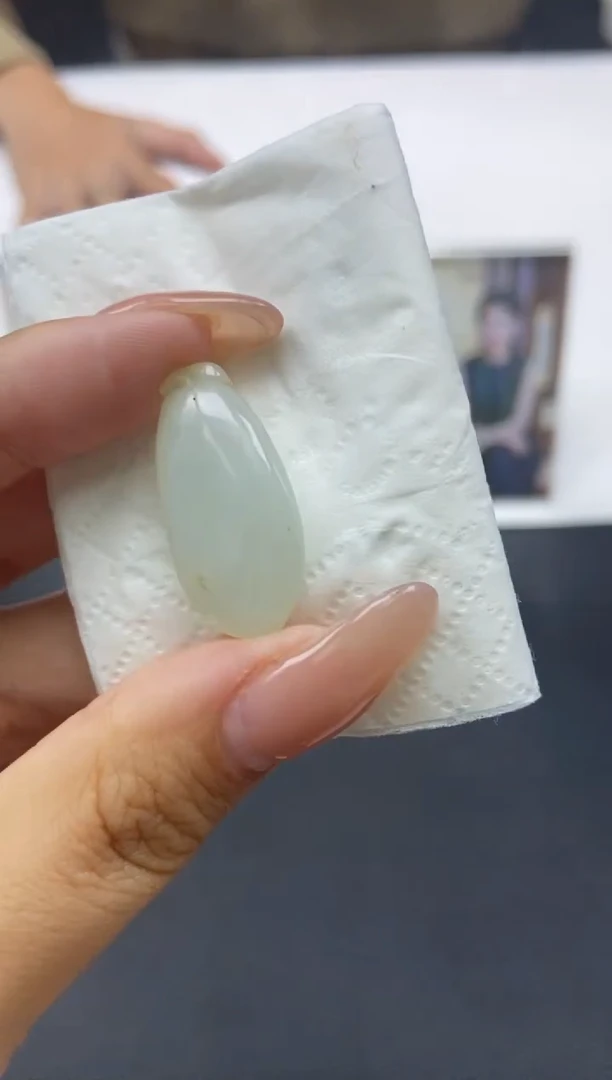 【闪购商品】翡翠颈饰未镶嵌天然翡翠A货03