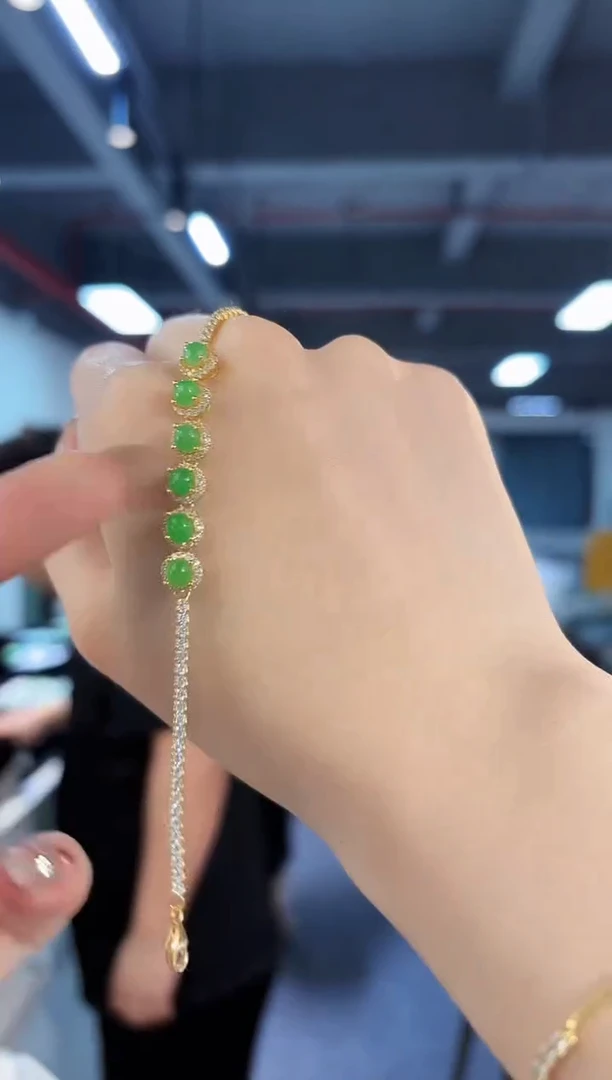 【闪购商品】翡翠手链未镶嵌缅料A货/支持复检/一件