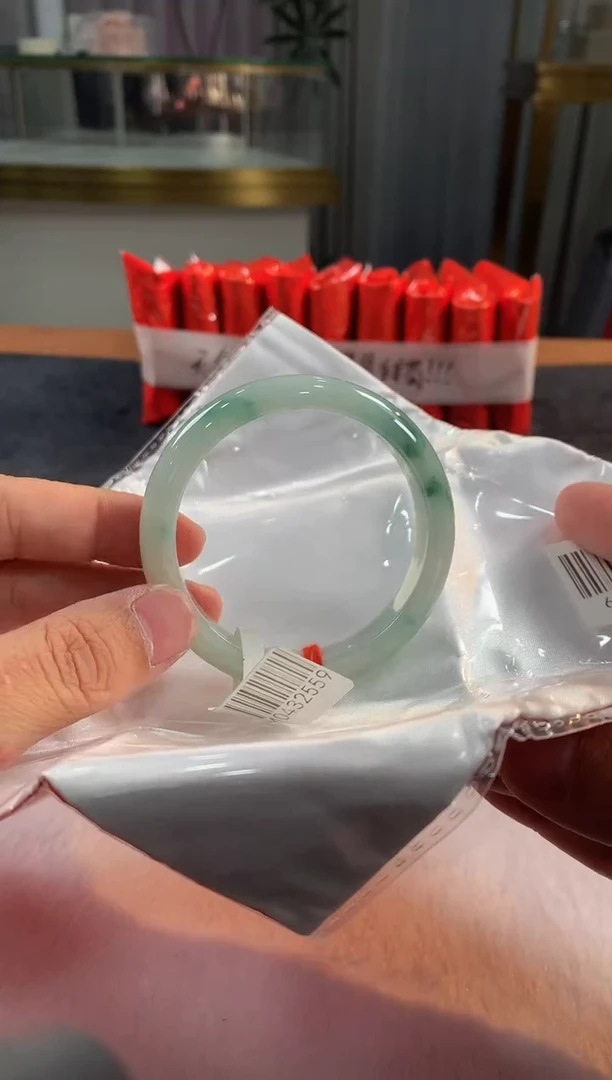 未镶嵌定制翡翠5073毛货不退不换57-58圈