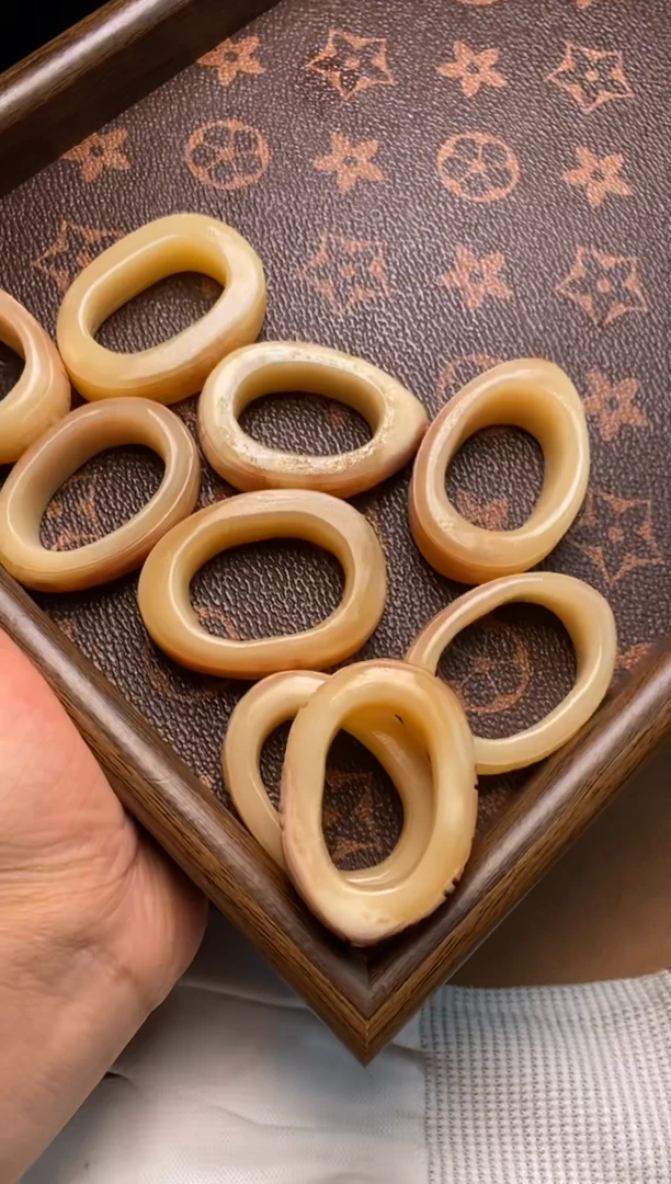 其他驼骨P1272-回纹圈子-有棕裂