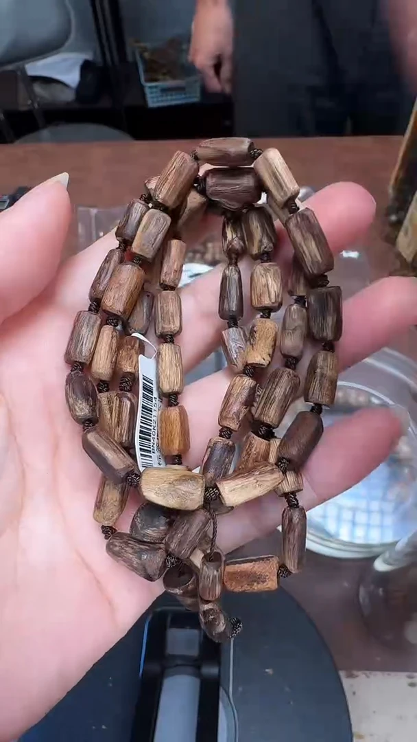 沉香手串野产区文莱随形多圈12克+