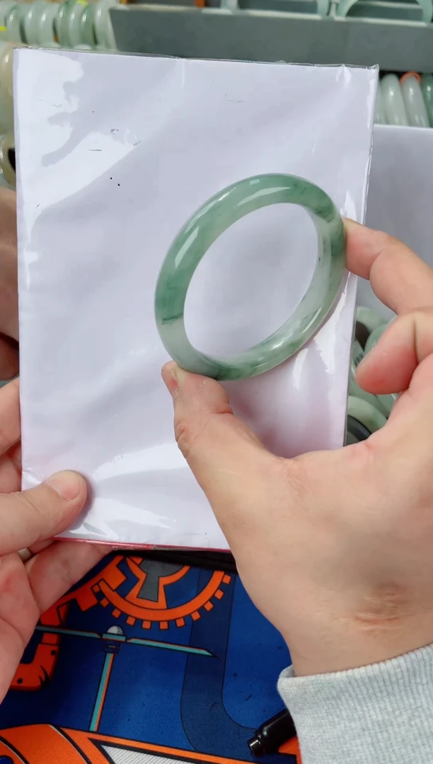 石英质玉手镯未镶嵌289