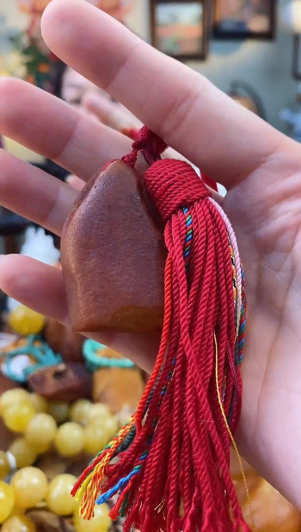 【闪购商品】琥珀颈饰未镶嵌吊坠