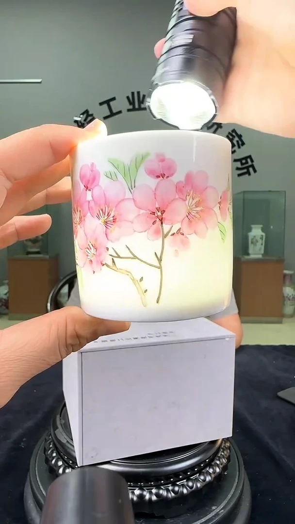 杯水点桃花大茶杯