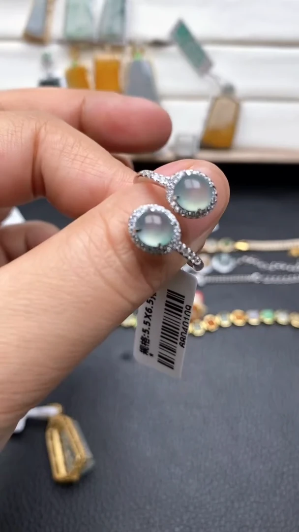 银S925镶嵌戒指翡翠1