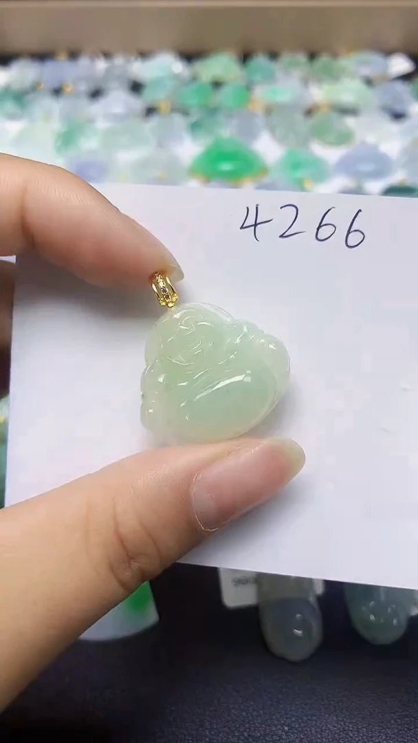 翡翠未镶嵌颈饰 天然缅甸翡翠A货