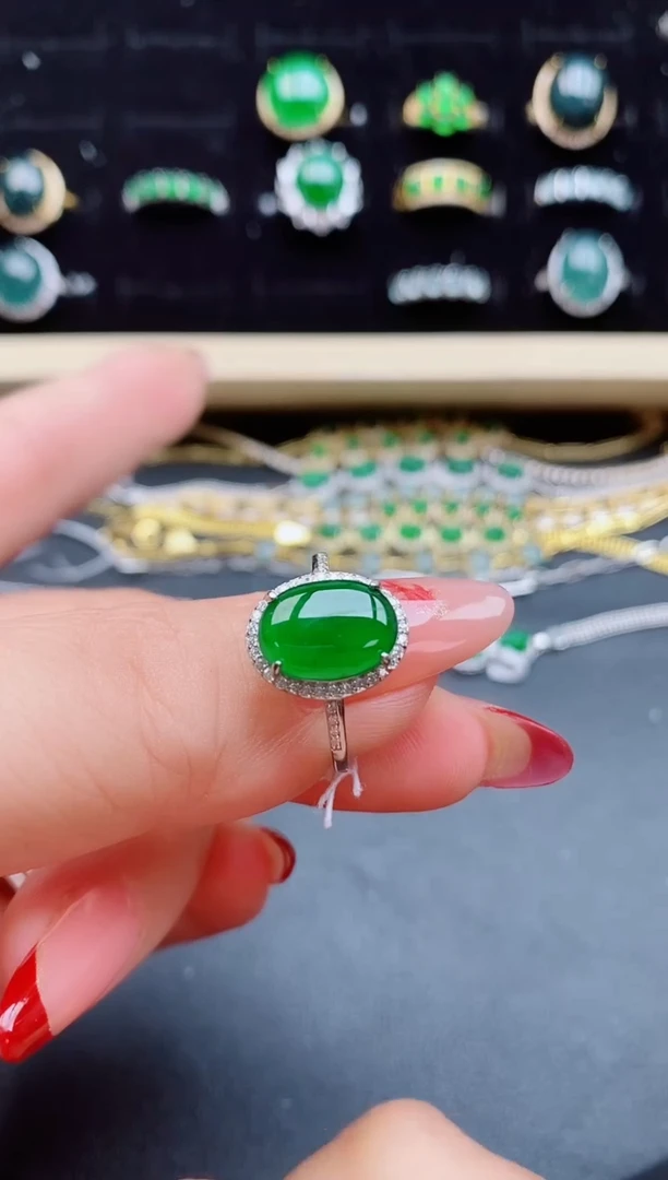 【闪购商品】翡翠戒指银S925镶嵌132131