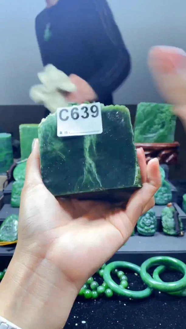 未镶嵌和田玉珠宝半成品1