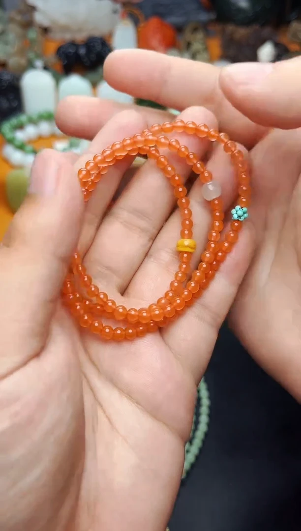 【闪购商品】南红玛瑙手串未镶嵌多圈手串01