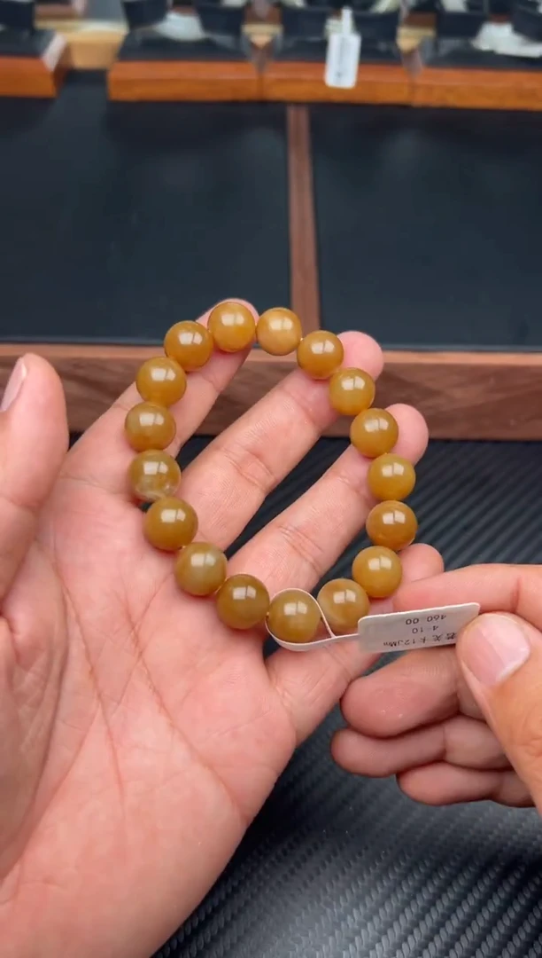 未镶嵌手串和田玉若羌微色差卡12