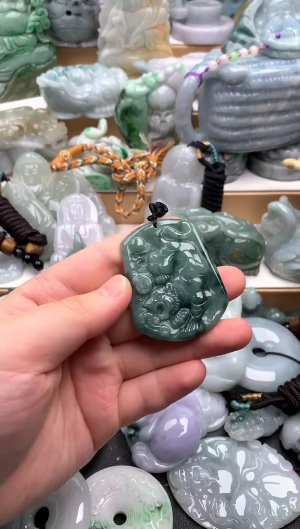 吊坠(不含链)未镶嵌翡翠1