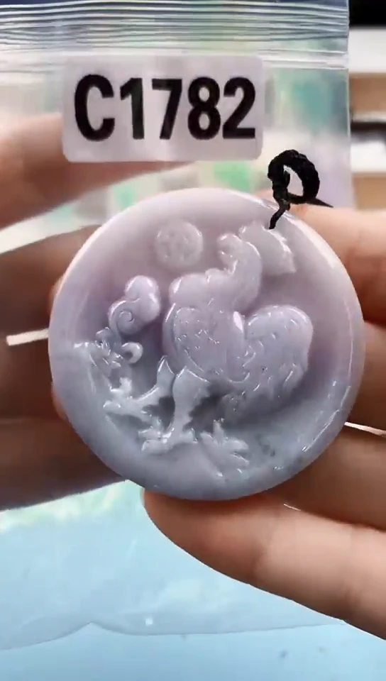 翡翠未镶嵌颈饰天然翡翠吊坠挂件