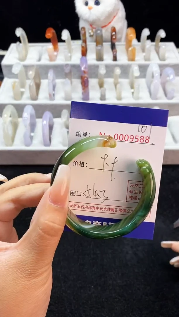 【闪购商品】玛瑙/玉髓手镯未镶嵌101