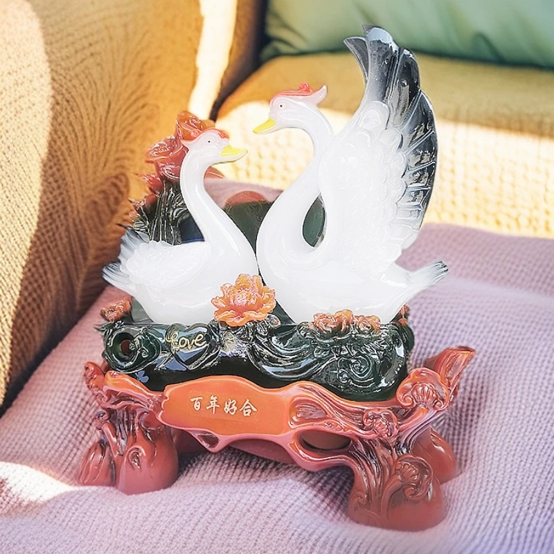新款百年好合天鹅摆件客厅玄关装饰品结婚礼物家居办公室乔迁礼品