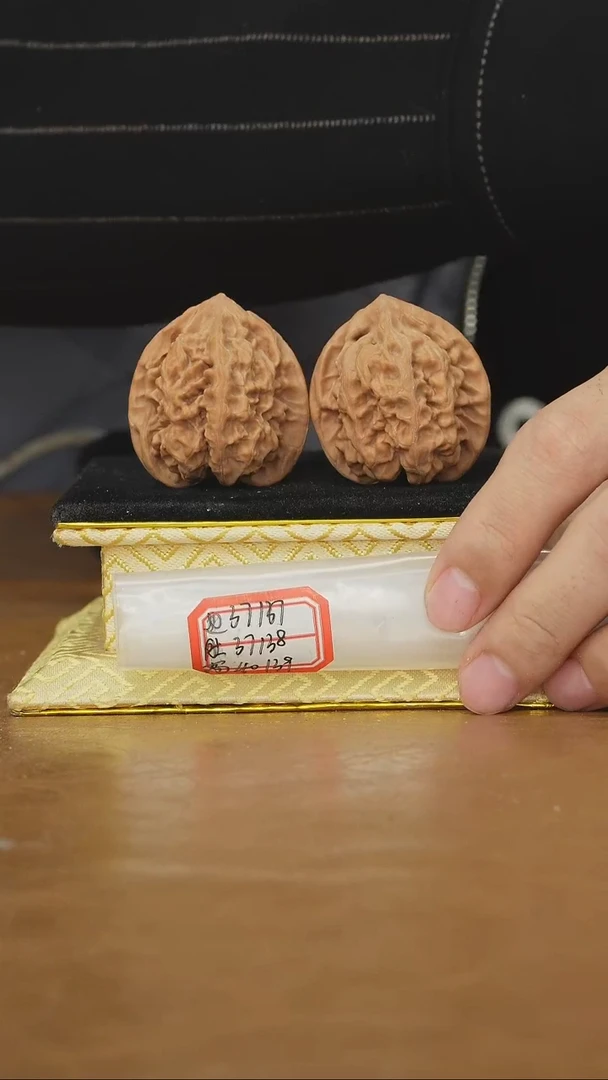 把件文玩核桃马蹄